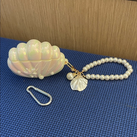 Other - Iridescent Shell AirPods Case with Pearl Wristlet